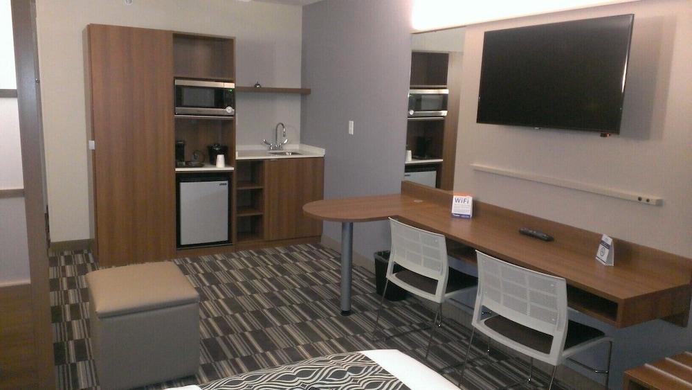 Microtel & By Wyndham Binghamton