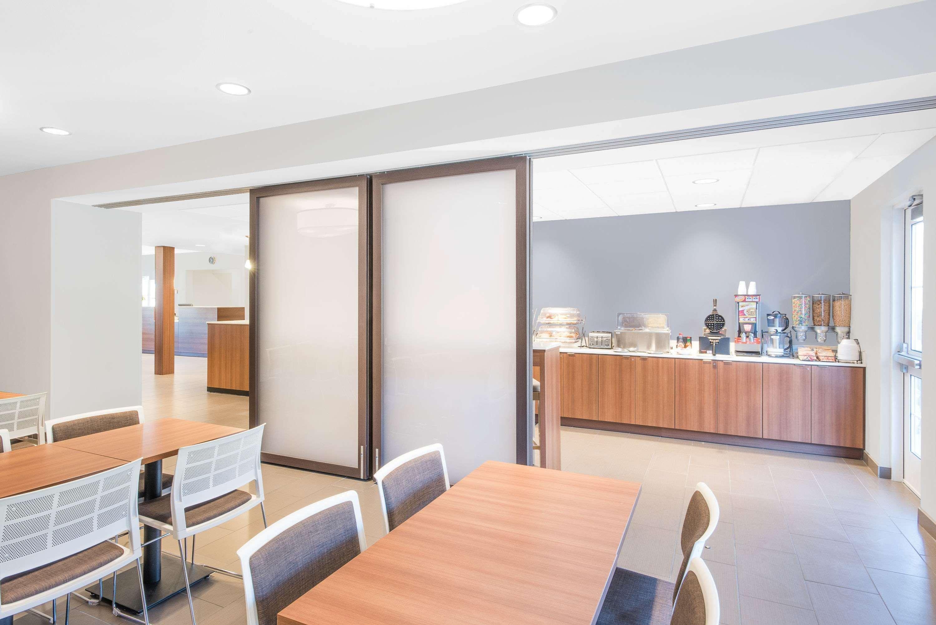 Microtel & By Wyndham 3*